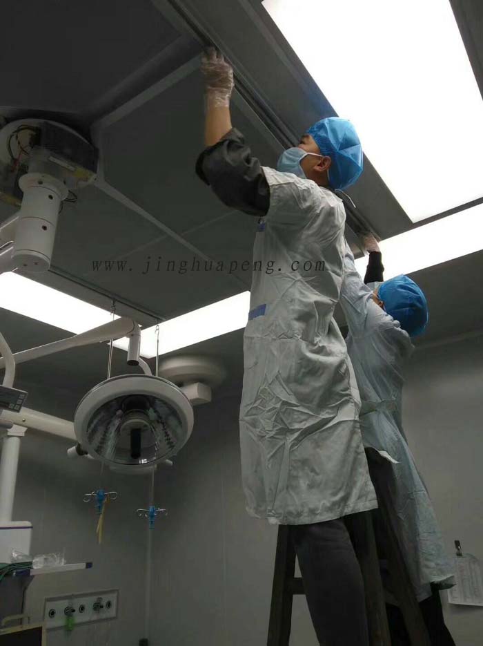 医院洁净手术室纸隔板高效空气日皮免费视频安装完毕，封闭散流板